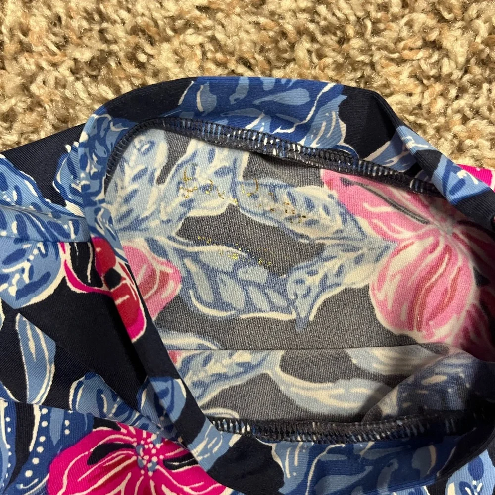Lilly Pulitzer 2T swimsuit rashguard 2 piece - Picture 3 of 11